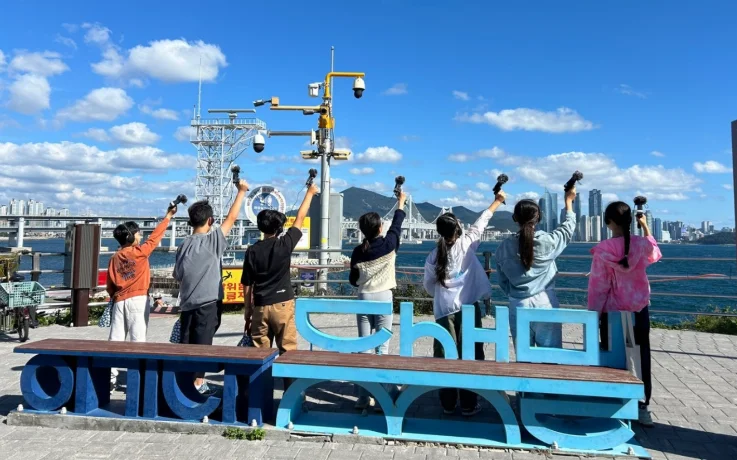 Visitors on a soundwalk experience in Busan
