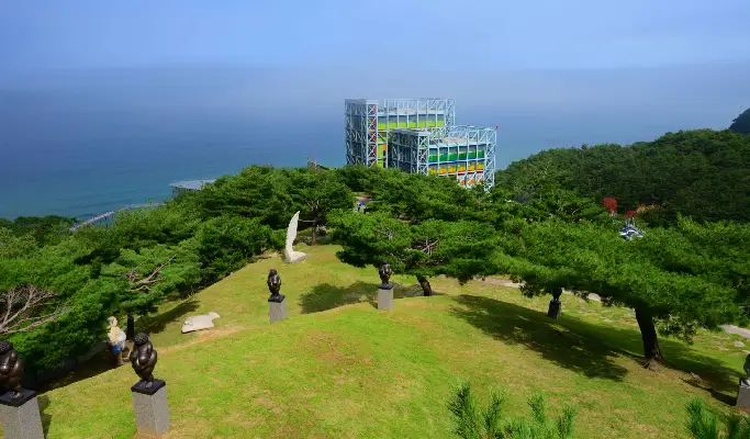 [Trazy Special] 2D1N Gangneung Tour from Busan with Donghae Line Train Tickets (Oct 18~Nov 29)