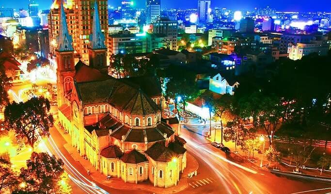 Golden Dragon Water Puppet Show + Cyclo (rickshaw) Ride +  Saigon River Dinner Cruise 1 Day Tour