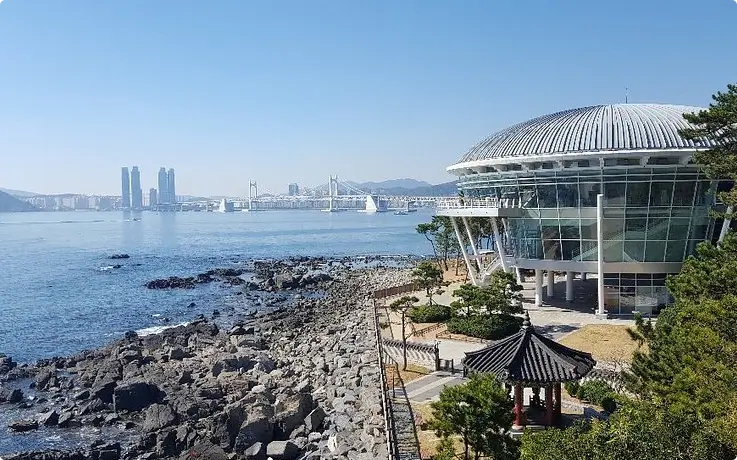 Harbor views and promenade at APEC Naru Park, Busan.