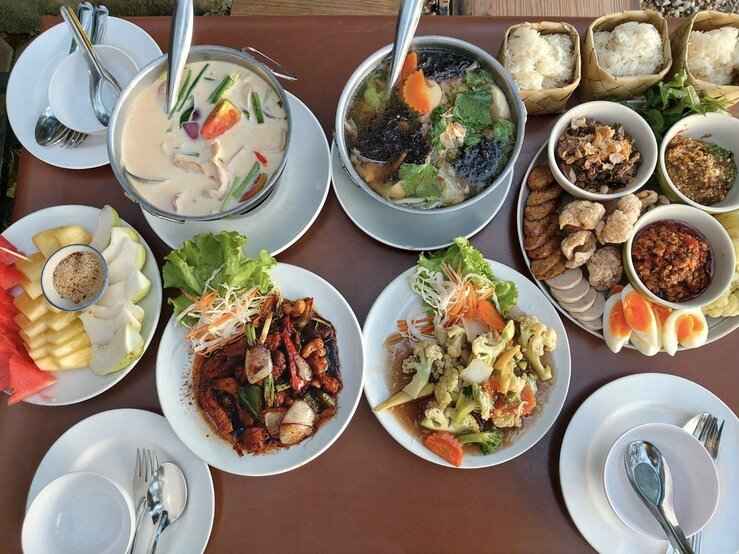 Chiang Mai by Bike Half Day Tour (Morning/Afternoon)