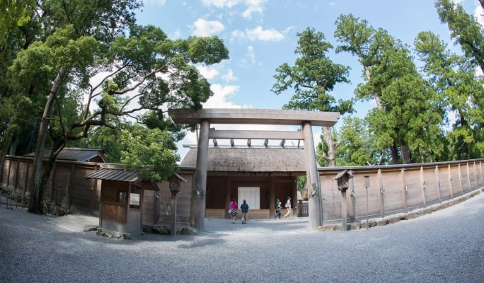 Ise Grand Shrine (Inner & Outer Shrine) Half-Day Bus Tour