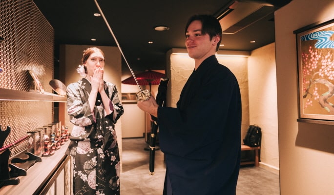 Kimono Try-on, Tea Ceremony, Calligraphy and Gold Leaf Experience in Kyoto