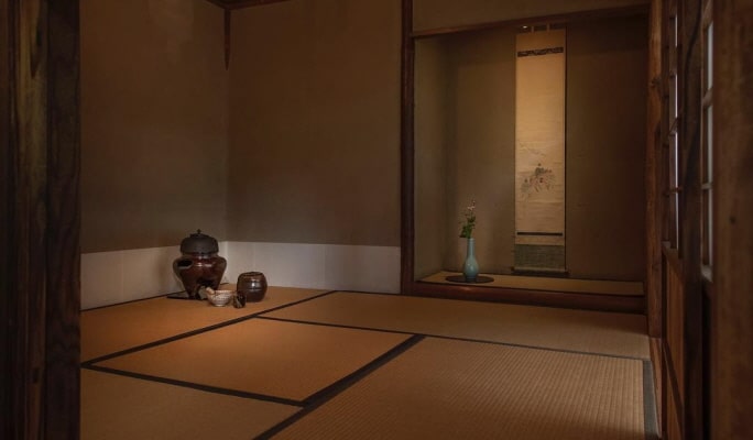 Kyoto Experience Package: Traditional Townhouse Tour & Kimono Try-on  & Tea Ceremony