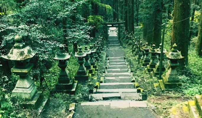 Miyazaki  Kamishikimi Kumanoza Shrine & Takachiho Gorge 1 Day Tour from Fukuoka