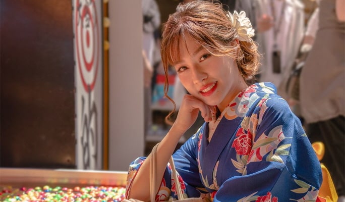 Osaka Kimono Rental (90-Minute / 6-Hour / 1-Day)