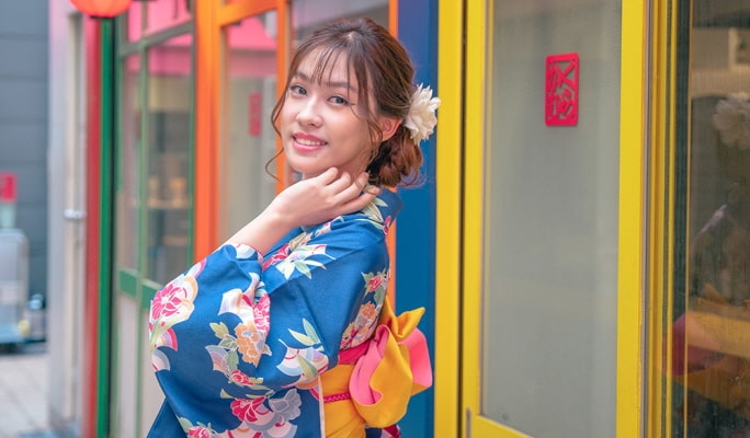 Osaka Kimono Rental (90-Minute / 6-Hour / 1-Day)