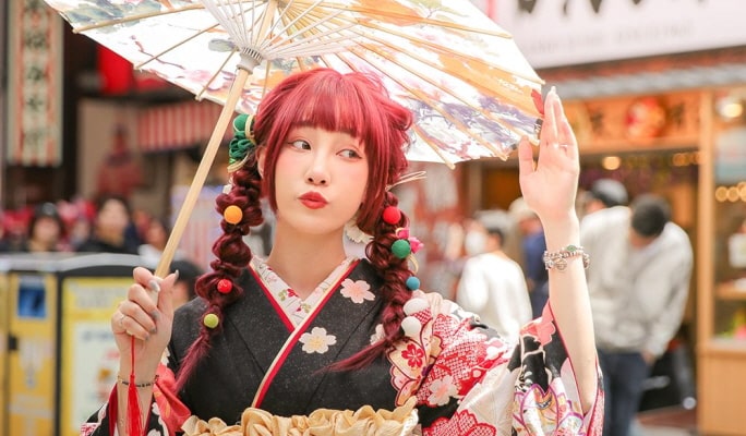Osaka Kimono Rental (90-Minute / 6-Hour / 1-Day)