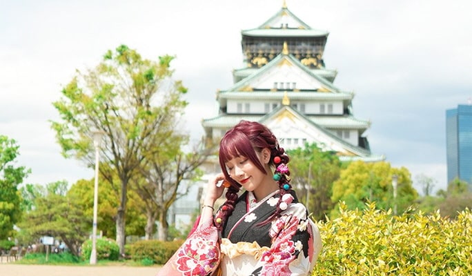 Osaka Kimono Rental (90-Minute / 6-Hour / 1-Day)