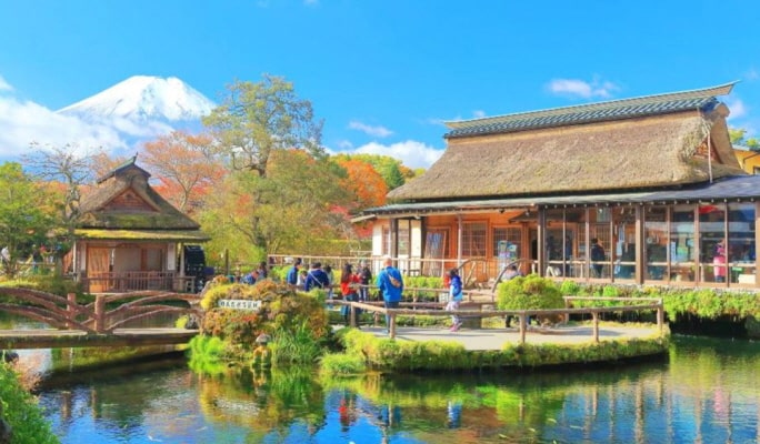 Mt. Fuji Special: Panoramic Ropeway (Cable Car) + Lake Kawaguchi & Matcha Experience + Oshino Hakkai 1 Day Tour from Tokyo