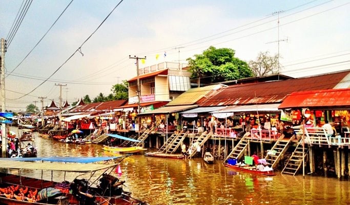 Damnoen Saduak Maeklong Amphawa Market Private Taxi Tour From