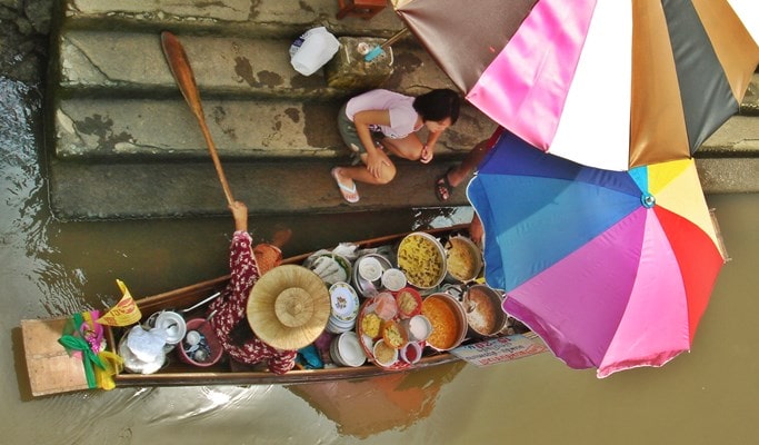Amphawa Floating Market 1 Day Private Tour from Hua Hin
