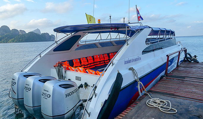 Krabi ↔ Phi Phi Islands Speedboat Transfer (+ Hotel Transfer in Krabi)