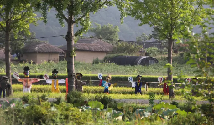 Andong City Tour: Hahoe Village Area (Hahoe Village + Byeongsan Seowon + Hahoe Mask Dance)