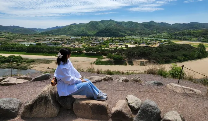 Andong City Tour: Hahoe Village Area (Hahoe Village + Byeongsan Seowon + Hahoe Mask Dance)