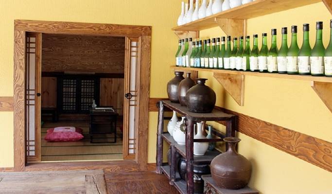 Andong Regional Specialty (Soy Chicken & Soju) 1 Day Private Tour