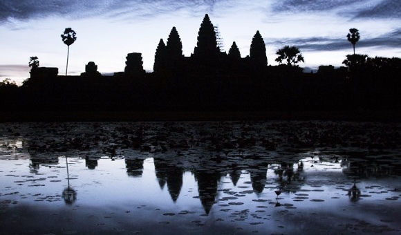 Angkor 3 Temples Sunrise Tour by Vespa Scooter with Driver (Half Day) (Join-in/Private)