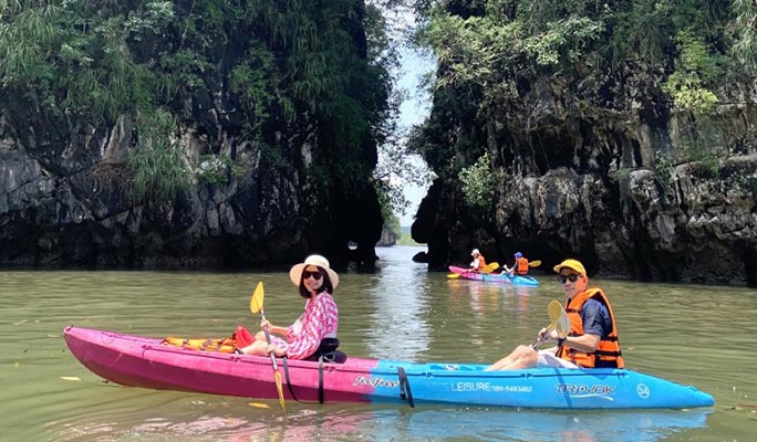 Krabi Ao Thalane Kayak Tour (Half Day / Full Day) (+ Hotel Transfer)