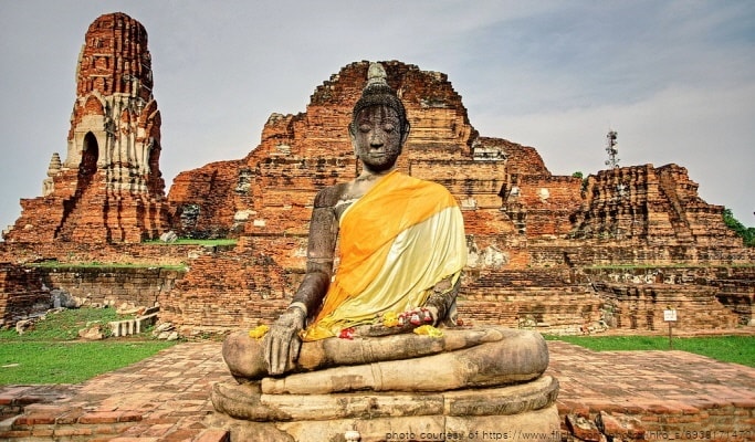 Ayutthaya Private Tour: Temple Ruins & Sunset - from Bangkok