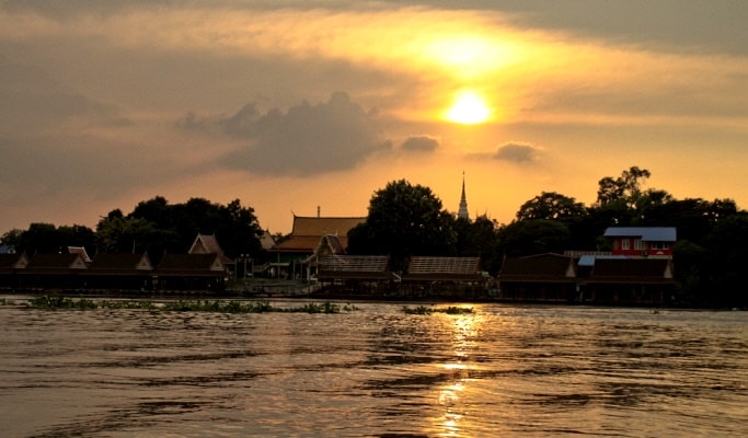 Ayutthaya Private Tour: Temple Ruins & Sunset - from Bangkok