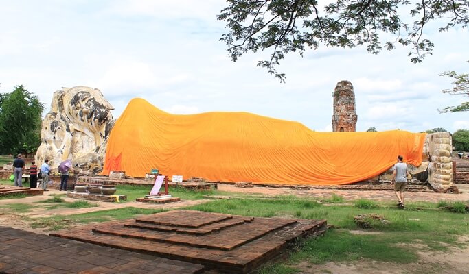 Ayutthaya UNESCO Temples 1 Day Tour (+ Lunch) - from Bangkok