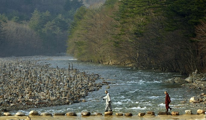 Templestay Korea: Baekdamsa Temple in Seoraksan National Park (+ Shuttle Bus)
