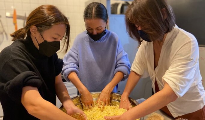 Make Your Own Traditional Fruit Makgeolli in Seoul