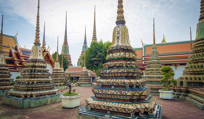 Bangkok City & Temples 1 Day Private Taxi Tour