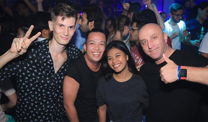 Bangkok Nightlife Tour: Pub Crawl