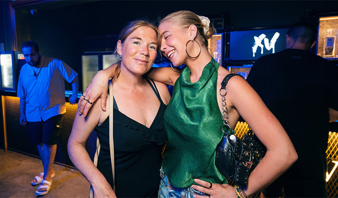 Bangkok Nightlife Tour: Pub Crawl