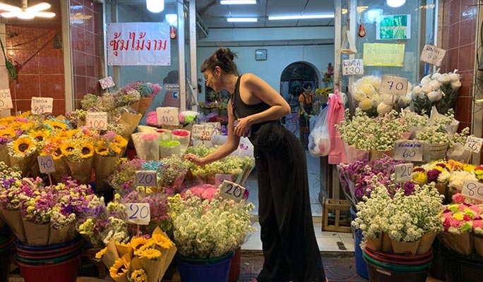 Bangkok Half Day Tuk Tuk Tour: Temple + Local Market (+ Lunch/Dinner) (Day/Night)