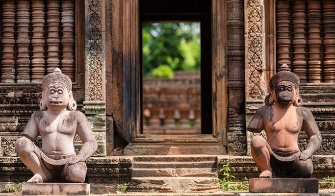 Angkor Temples Tour: Pre Rup + Banteay Srei + East Mebon + Ta Som + Preah Khan 1 Day Tour
