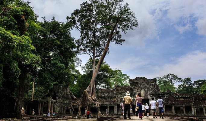 Angkor Temples Tour: Pre Rup + Banteay Srei + East Mebon + Ta Som + Preah Khan 1 Day Tour
