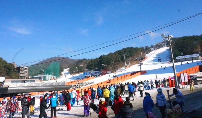 1 Day Ski + Lesson Tour: Bears Town Ski Resort