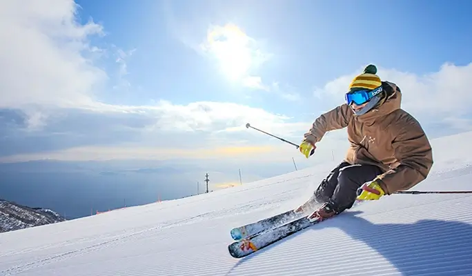 Shiga Biwako Valley: 1 Day Ski/Snow Sled Tour - from Osaka