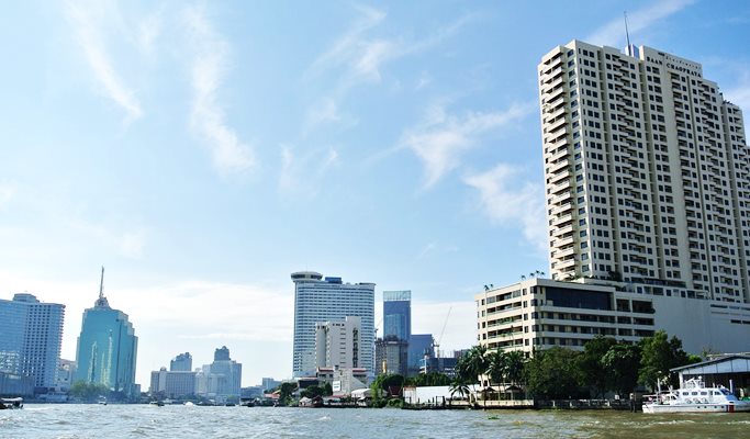 Bangkok Chao Phraya River & Canals Private Boat Tour (Half day)