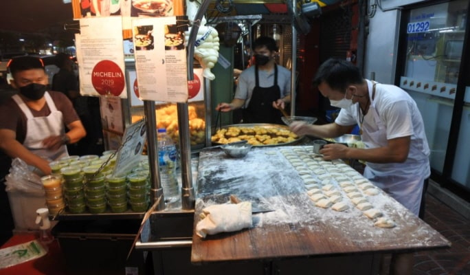 Bangkok Michelin Guide Street Food Tour by Tuk Tuk