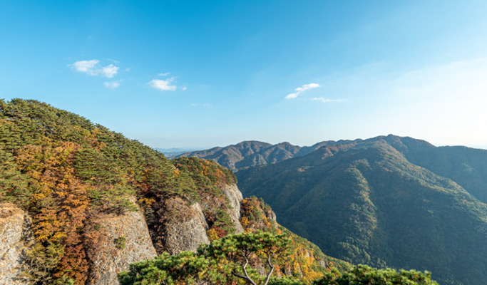 Gyeongbuk Bonghwa Cheongryangsan Provincial Park Hiking Tour from Seoul