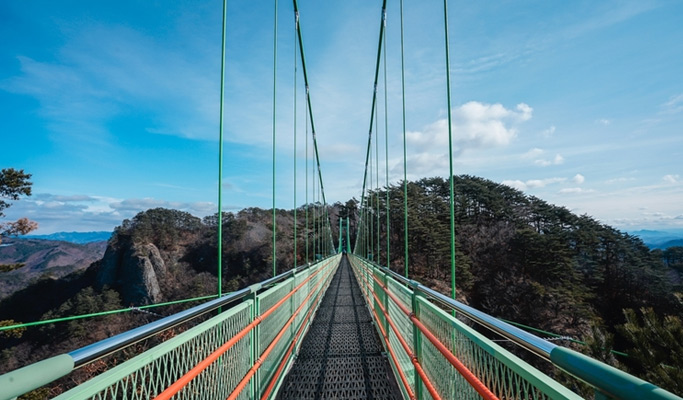 Gyeongbuk Bonghwa Cheongryangsan Provincial Park Hiking Tour from Seoul