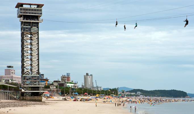 Summer Beach Fun: Boryeong Daecheon Beach (+ Zip Trek option) 1 Day Tour