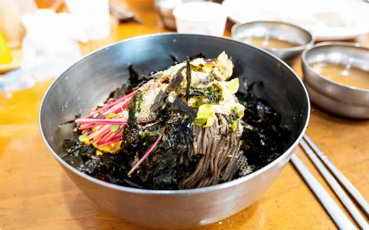 Korean cold buckwheat noodles