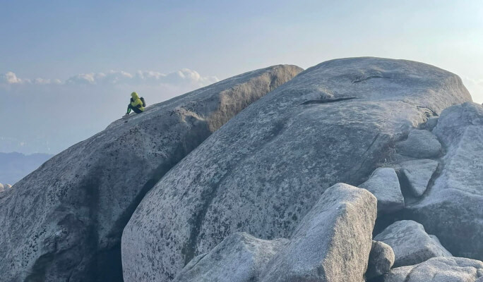 [Trazy Local Host] Bukhansan National Park (Baegundae Peak) Winter Hiking Tour