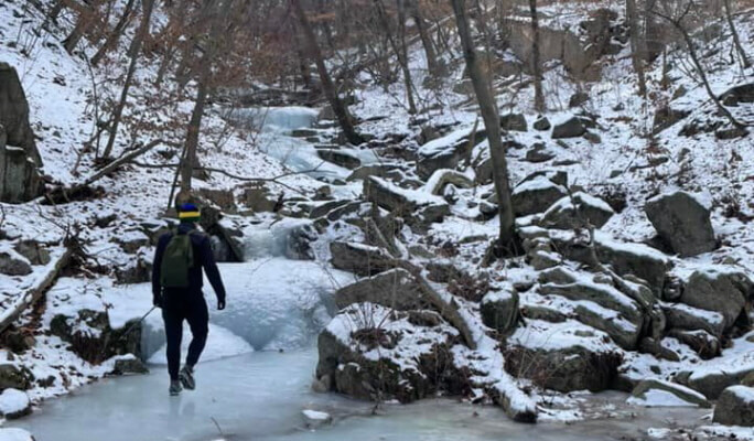 [Trazy Local Host] Bukhansan National Park (Baegundae Peak) Winter Hiking Tour