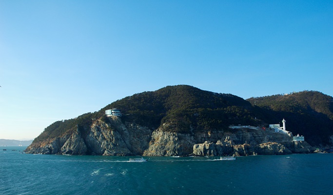 Busan 2D1N Ferry Cruise (+ Fireworks Show)