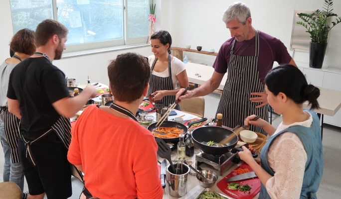 Busan Local Food Cooking Class + Market Tour With a Local Chef