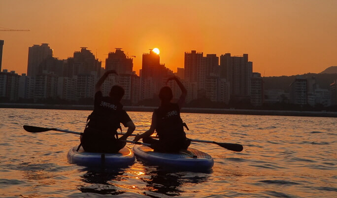 Stand Up Paddleboarding (SUP) at Gwangalli Beach, Busan: Paddleboard Rental & Basic Training