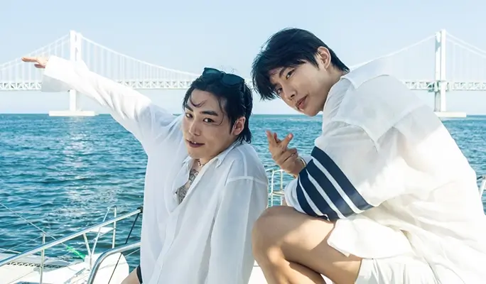 Busan Yacht Tour with K-Pop EDM Music by Yacht Jun (Public or Private Options)