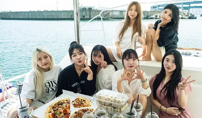 Busan Yacht Tour with K-Pop EDM Music by Yacht Jun (Public or Private Options)