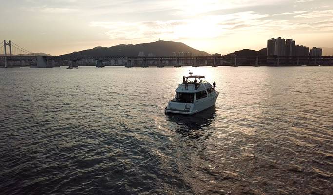 Busan Luxury Public Yacht Tour