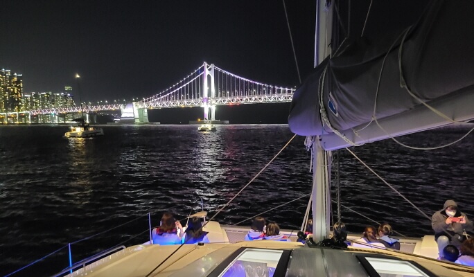 Busan Luxury Public Yacht Tour